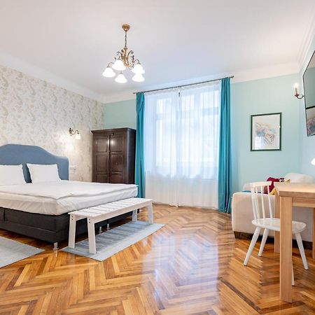 Old City Apartment Gran Varadino Esterno foto